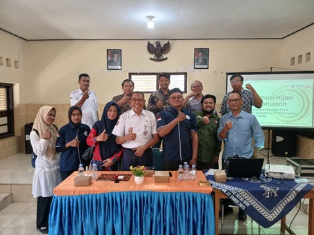 Peduli Lingkungan Bersih, Tim PMM USB Gelar Sosialisasi Awal Pengolahan Sampah Pasar dan Rumah Tangga di Desa Donohudan