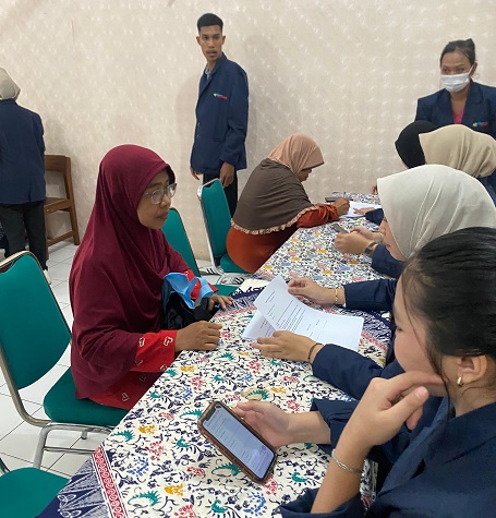Deteksi Dini Penyakit Metabolik: Kolaborasi Edukatif di SMA 6 Surakarta, SMA 8 Surakarta, dan USB